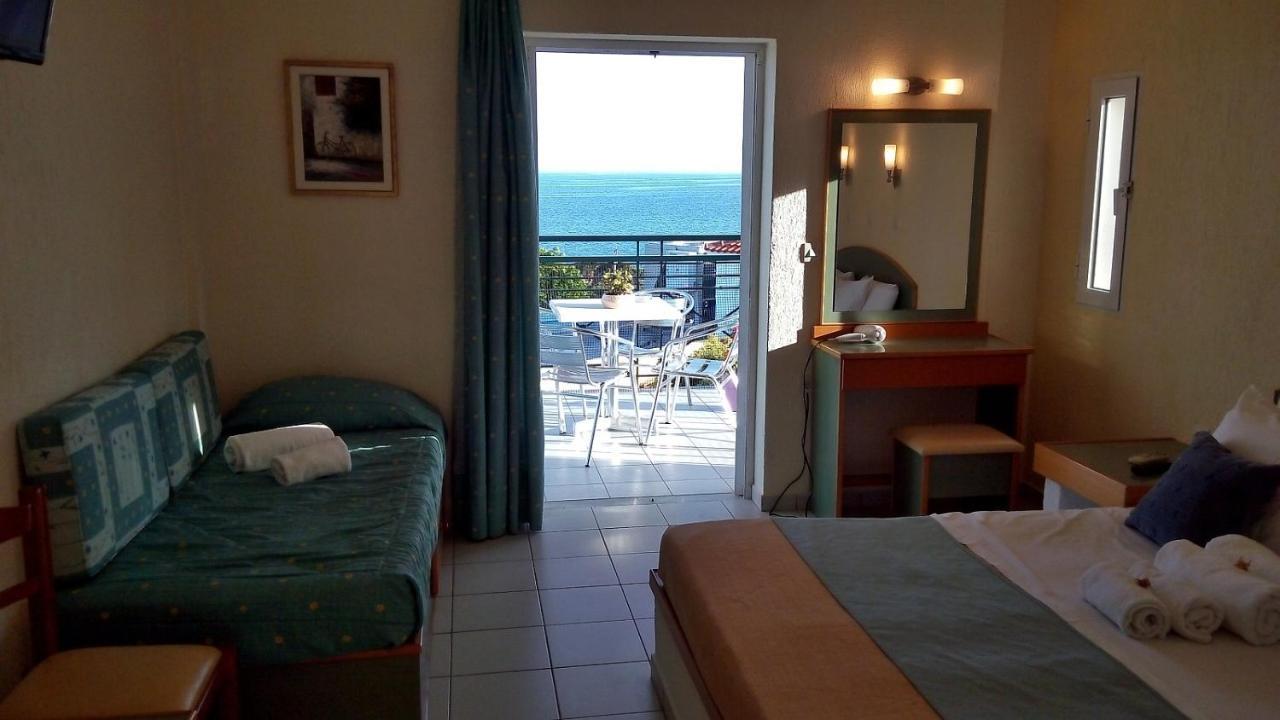 Porto Skala Village Hotel Exterior photo